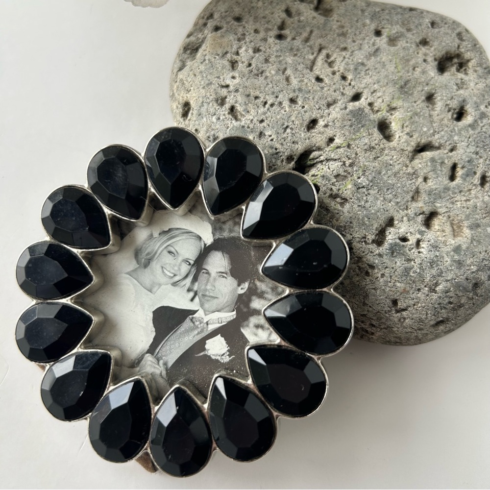 3/$30 Papyrus Black Stone Miniature Picture Frame - Picture 8 of 9